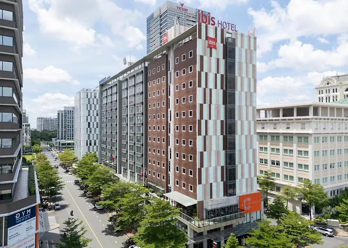Ibis Saigon South